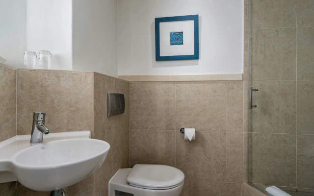 Protea Hotel by Marriott Cape Town North Wharf