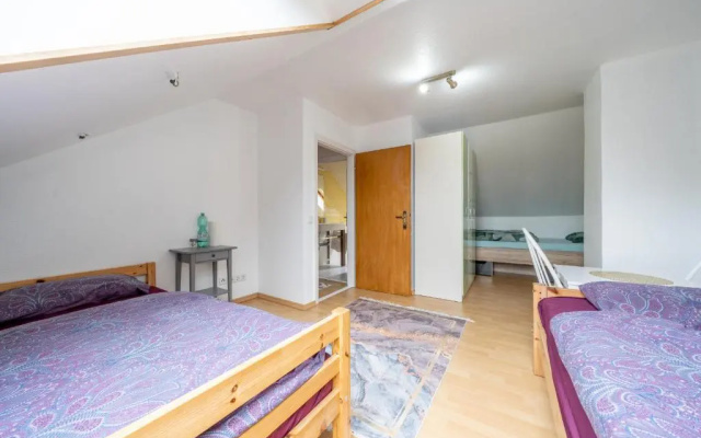 ID 7027 - Private House
