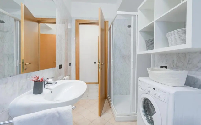 The Modern Apartment In Stresa