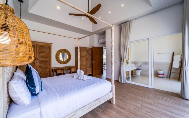 Luxury 7 Bedroom Pool Villa - WL67