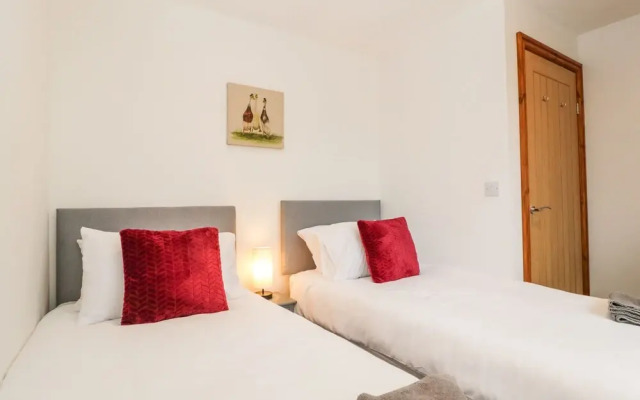 Delphine Lodge, Meadow View Lodges