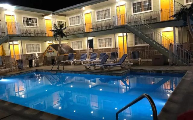 Sunrise Inn