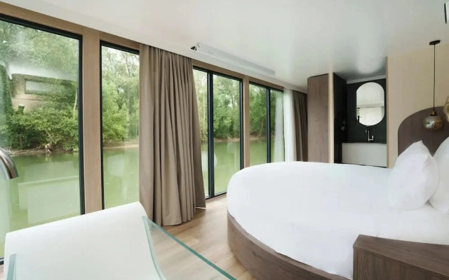 L'Escale Royale Poissy Ile de Migneaux