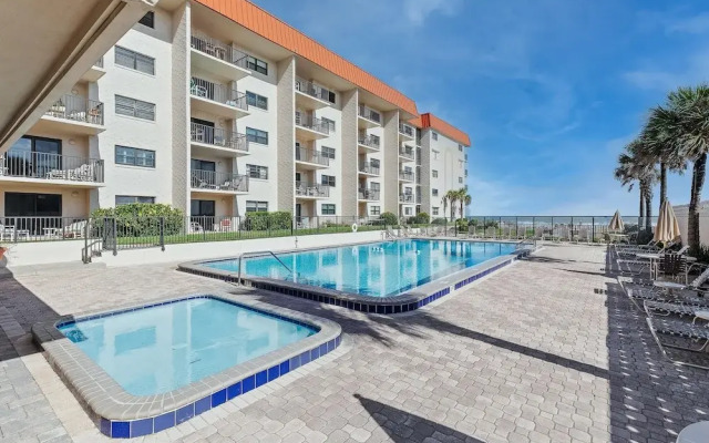 Hacienda del Sol II 213