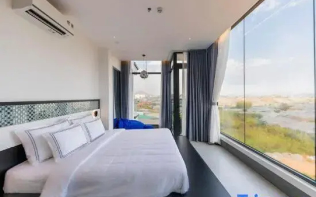 LYN's HOTEL