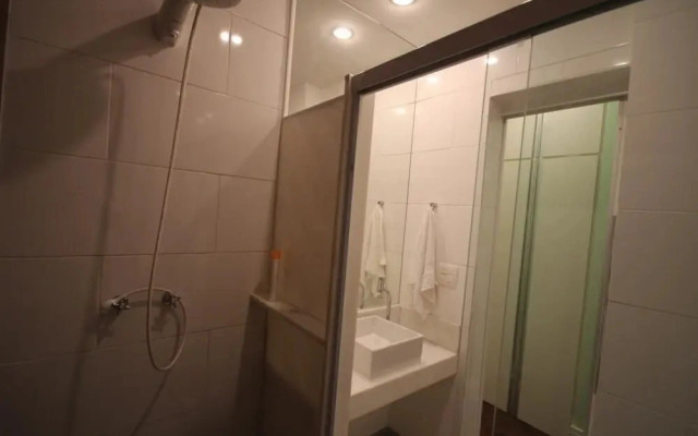 Ribeiro - Studio - GHS 38050