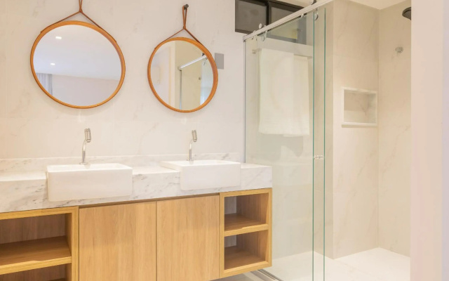 Acqua Residences Luxury Collection