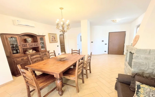 Charming Villa - Lake View and Private Pool