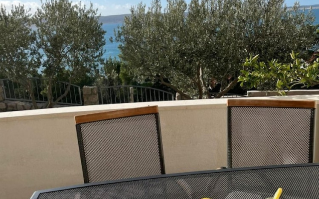 Apartment Ante