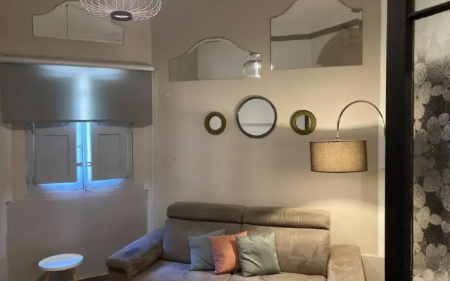 Sliema, Just Refurbished - 2 mins from the Beach