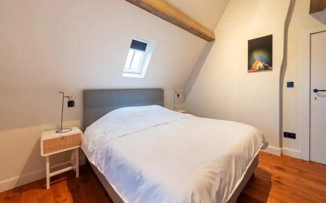 Picturesque Mansion With Garden in Tongeren