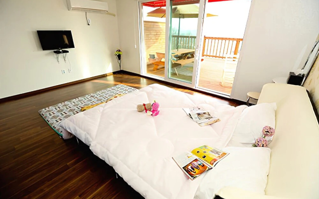 Ganghwa Hill Mare Pension