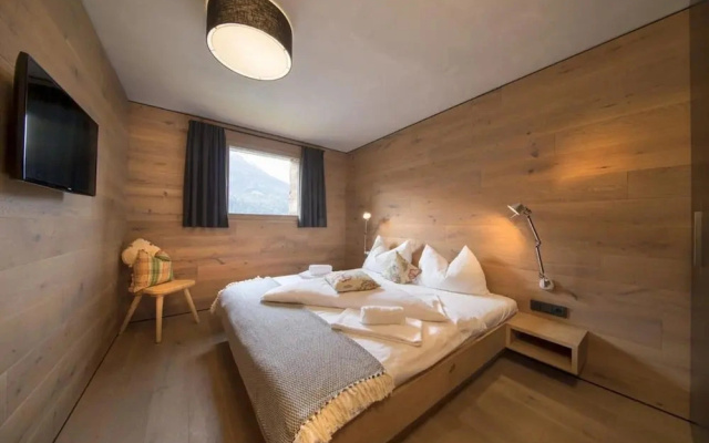 Alpine Stay, Sauna & Fireplace