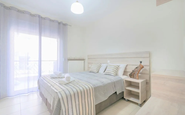 Neos Marmaras Family Suite