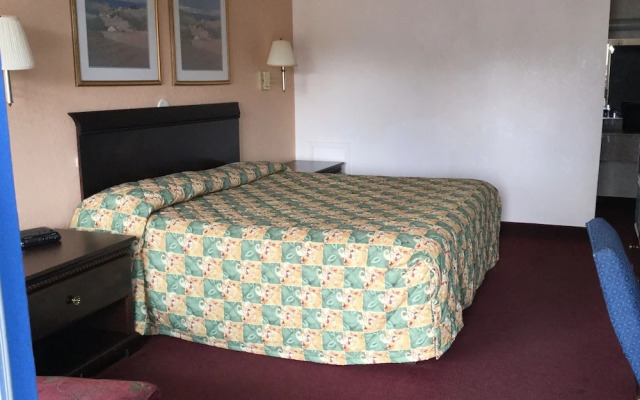 Belmont Inn & Suites