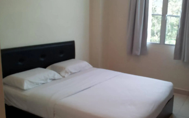 OYO 89715 CK Hotel