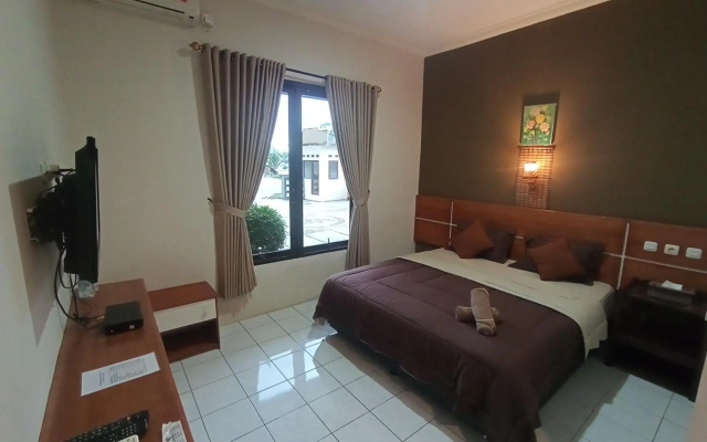 OYO 798 Yokima Beach Hotel