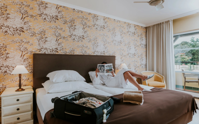 Pestana Village Garden Hotel