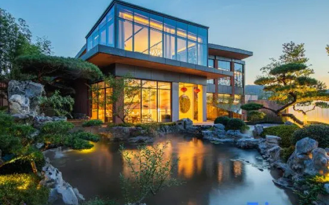 Jiuyan Bird's Nest Hotel
