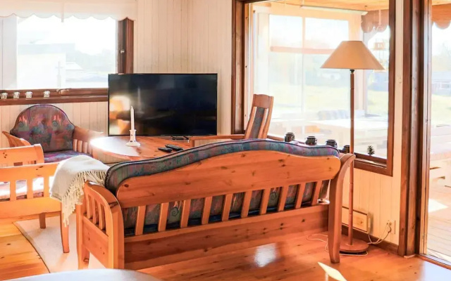 6 Person Holiday Home in Skummeslovsstrand