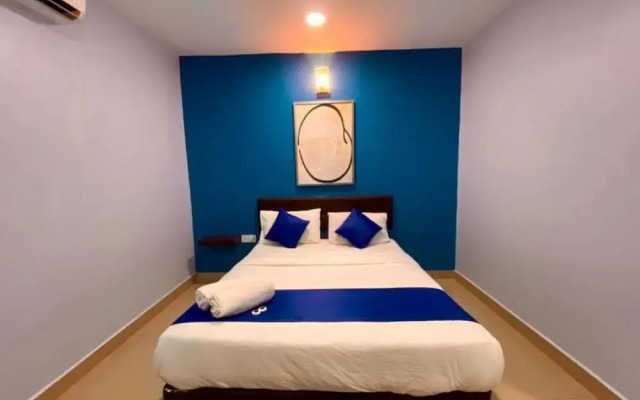 Royals Star Hotel
