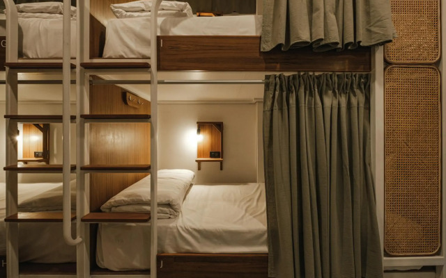 Hidden Garden Hostel