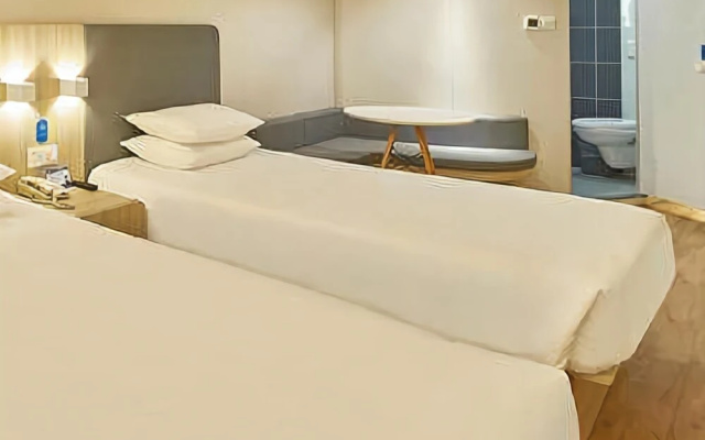 Hanting Hotels in Jinan Olympic Sports Centre Store