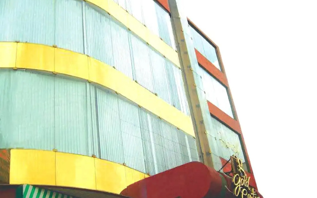 Gold Center Hotel