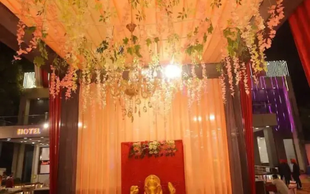Shree Sai Lawns
