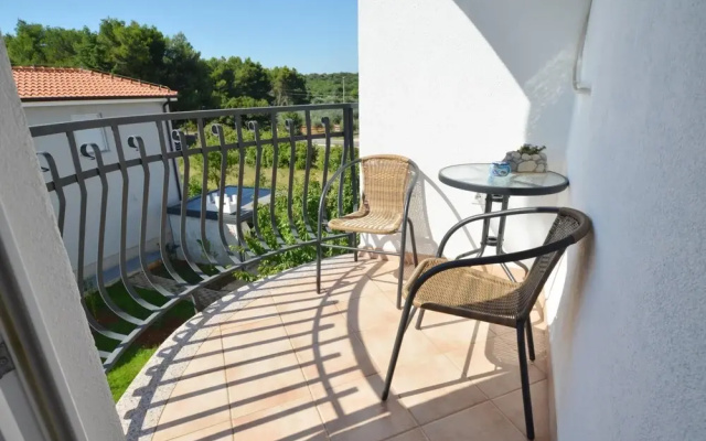 Bissa in Rovinj With 1 Bedrooms and 1 Bathrooms