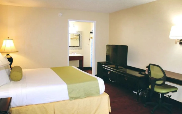 Residence Hub Inn & Suites
