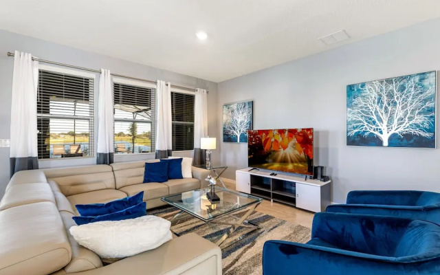 Lake View Villa 6 Bedrooms