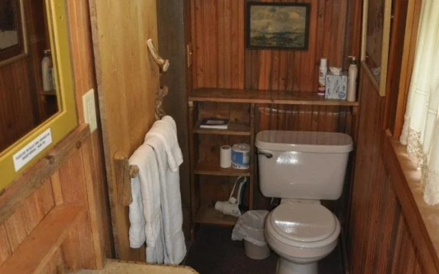 Robins Nest Bed & Breakfast