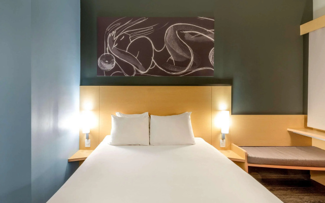 ibis Queretaro