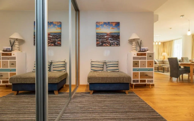 Simpsono apartamentai №215