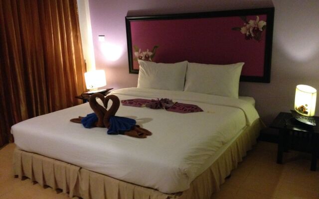 Отель Be My Guest Boutique Hotel Таиланд, Карон-Бич - отзывы, цены и фото номеров - забронировать отель Be My Guest Boutique Hotel онлайн комната для гостей