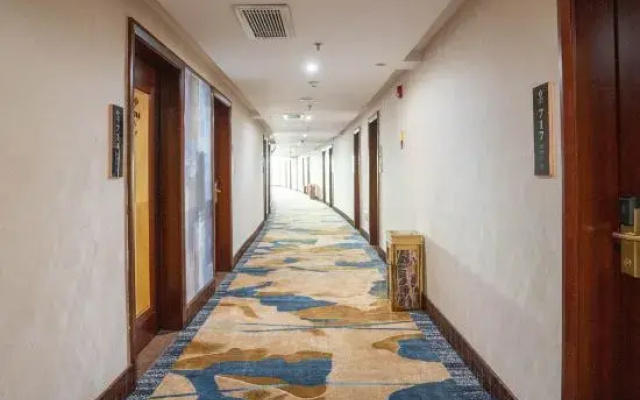 Federal Hotel