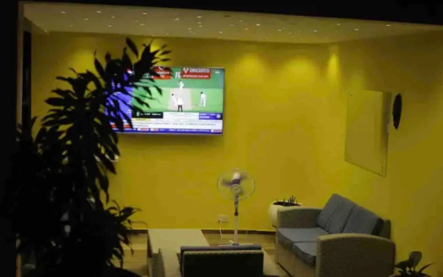 Beautiful 2-bed Apartment at Pamv Estates Apt7