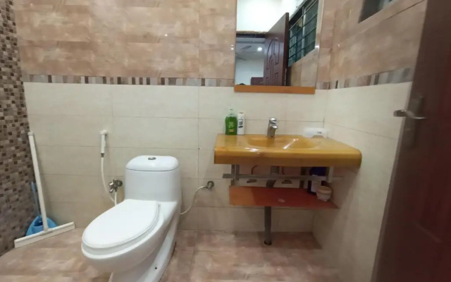 2BR Fully Furnished Modern House at Prime Location