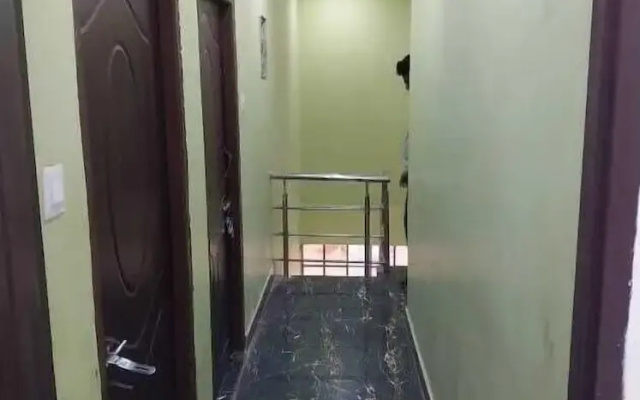 Shukla Hotel