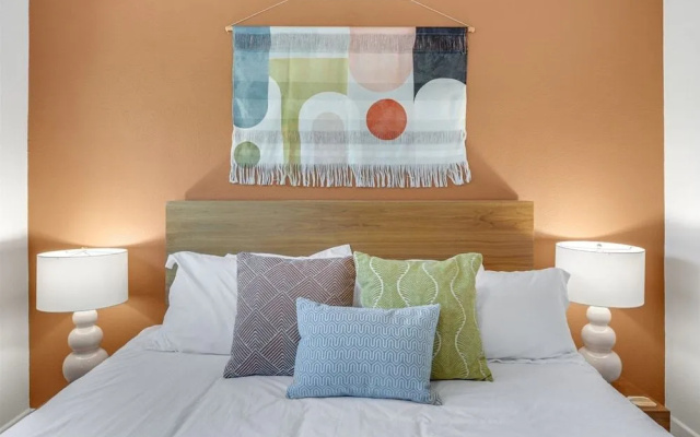 Desert Sunrise Mid-Century Beauty Home
