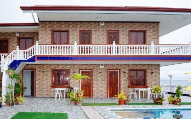 RedDoorz Plus @ Billys Resort Oslob