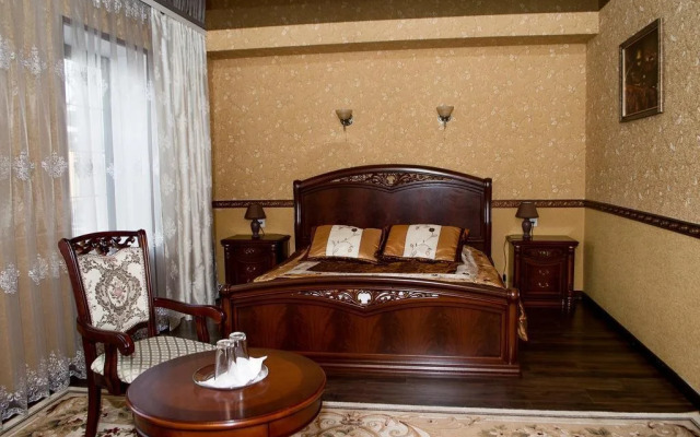 Maximus hotel