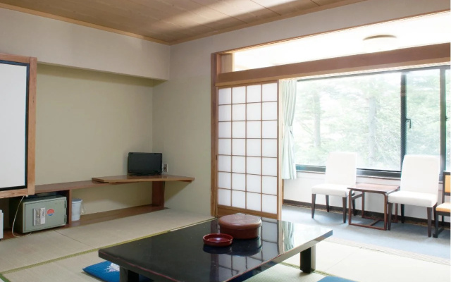 Urakusatsu Tou