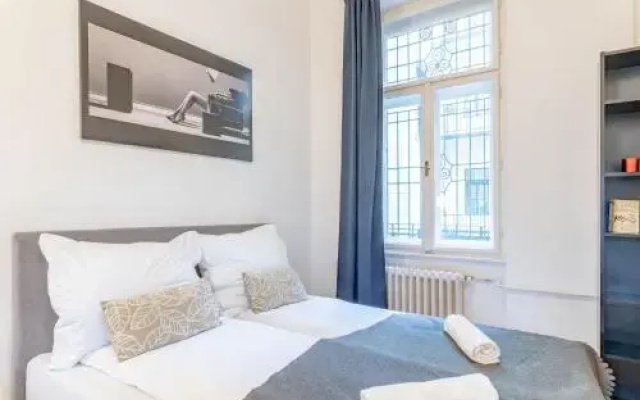 Gateway Apartments