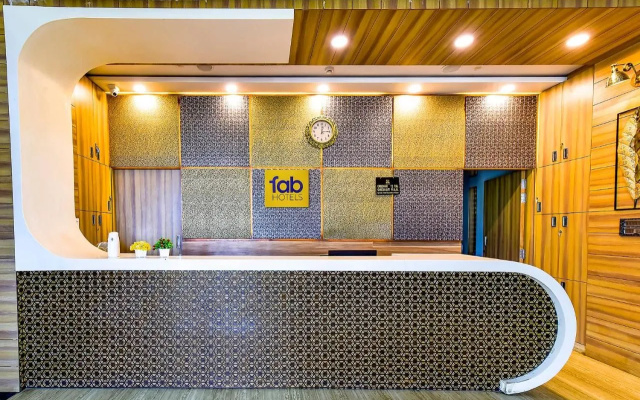 FabHotel Alpine I