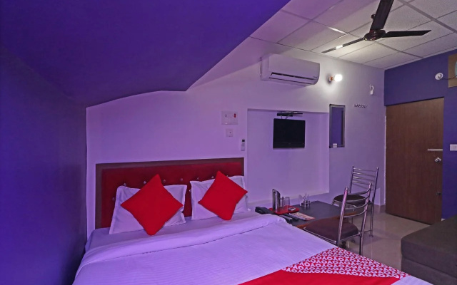 Hotel Satellite And Restaurant By OYO Rooms