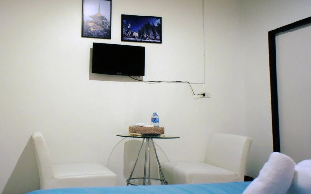 Nap Box Hostel