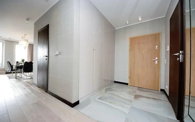 BillBerry Apartments - 16th Floor