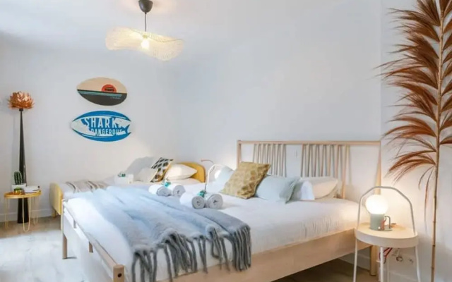 Boulevard Apartment Near the Beach